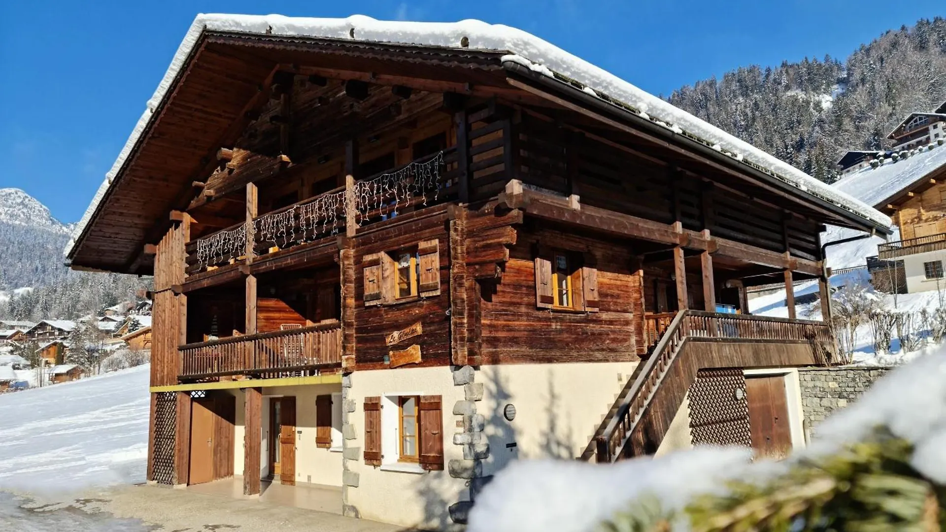 Chalet Genepi contacts